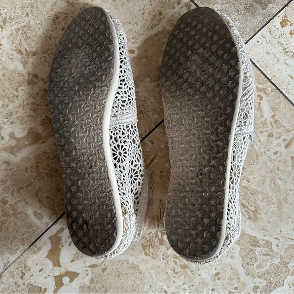 Womens TOMS Alpargata Crochet Slip-On Casual Shoe - Cream Size 9.5 - Picture 2 of 10
